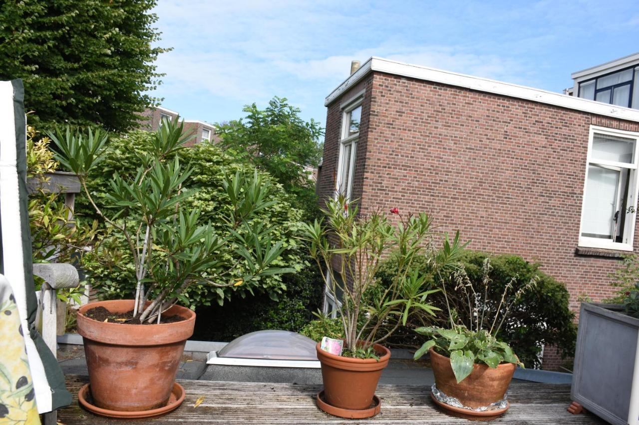 Bed & Breakfast Leonie La Haya Exterior foto